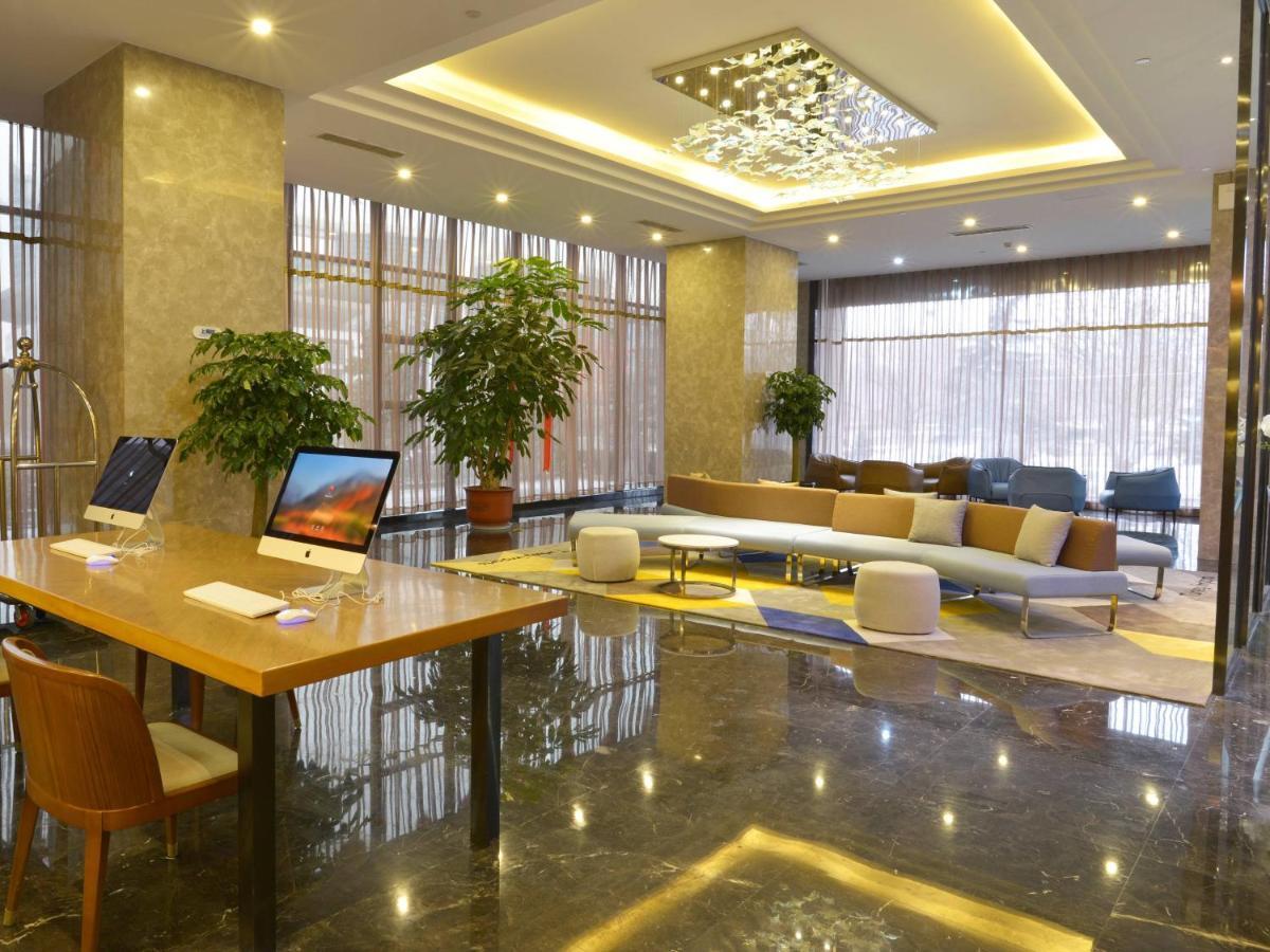 Holiday Inn Express - Jinan Exhibition Center, An Ihg Hotel Exteriér fotografie
